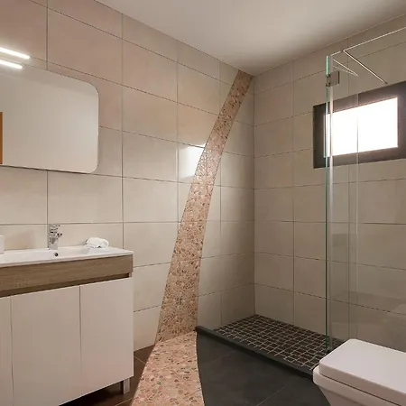 Вилла Luxury Casa Da Rosalina 5 Bedrooms Stunning Sea Views Кальета